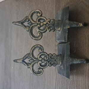 Decorative Black and Gold Fleur-de-Lis Wall Hooks